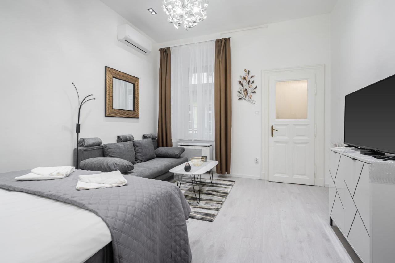 Stellar Dwell Apartment Budapest Ngoại thất bức ảnh