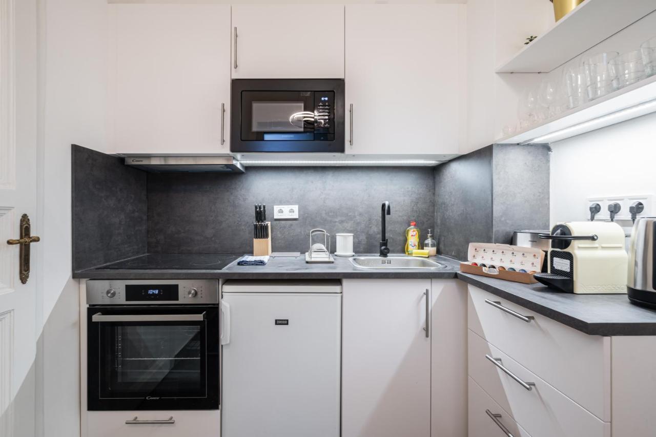 Stellar Dwell Apartment Budapest Ngoại thất bức ảnh